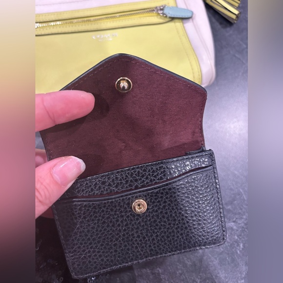 Coach Lot - Picture 7 of 7